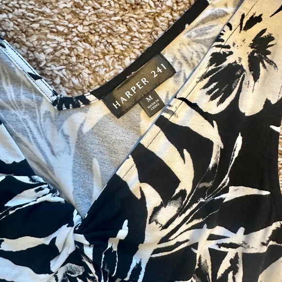Harper 241Sleeveless Black and White Tropical Leaf Dress, Size M, NWT - Picture 6 of 9